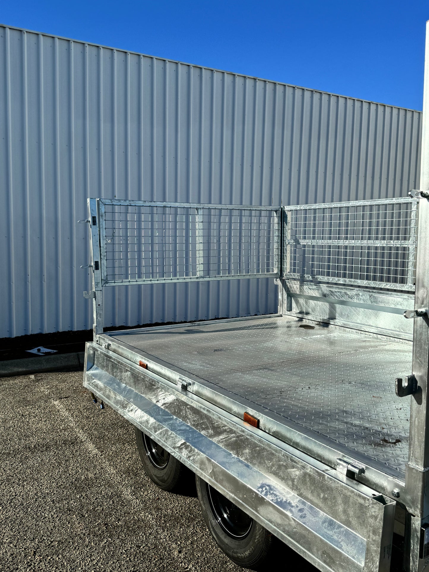 8x5 Convertible Flatbed Trailer 2000kg (Our Narrowest Trailer)
