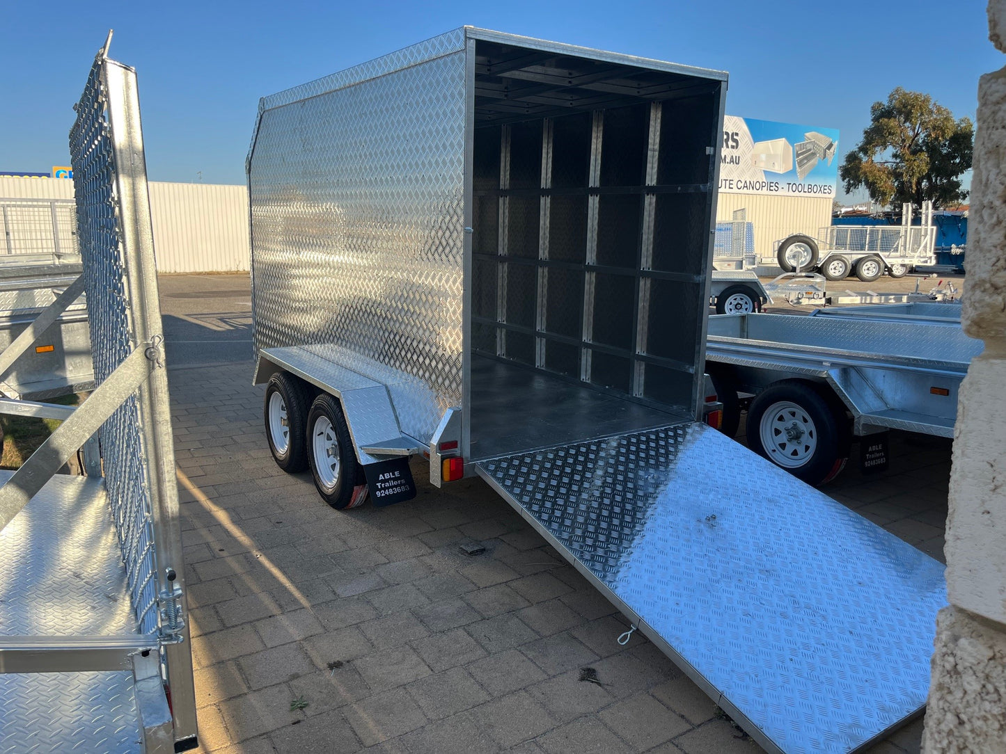 10x5 Tall Enclosed TA 2000kg